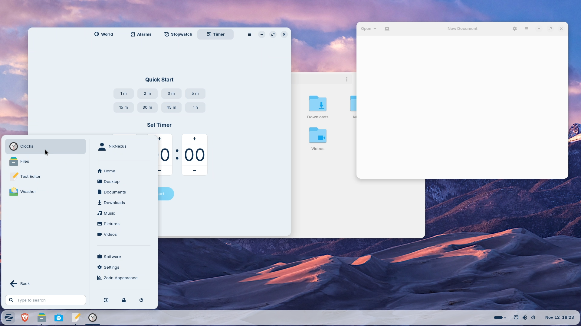 Zorin OS 18 - Nautilus File Manager, GNOME Text Editor, GNOME Clock App